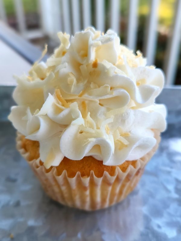 Product Image for  Toasted Coconut Cupcakes (12)